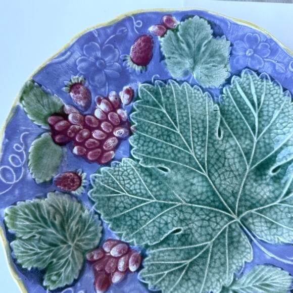 Wedgwood Majolica Grape Strawberry Leaf Pattern Plate 9" Antique 19th Century - Picture 4 of 6
